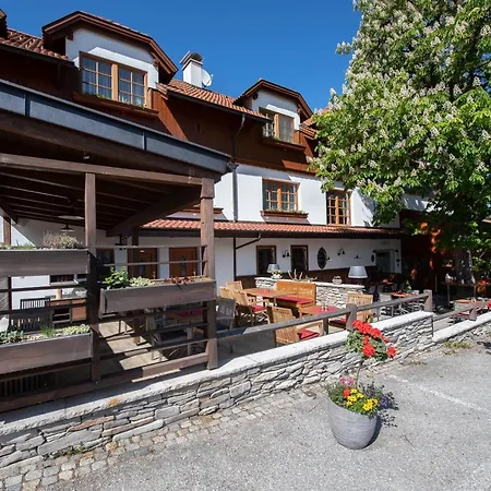 Gasthof Zum Fally - Landgasthof Kirchberg am Wechsel