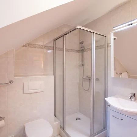 Zum Fally - Landgasthof Guest house 3*