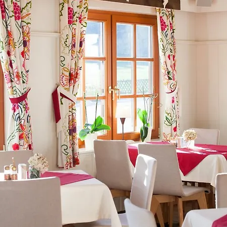 Zum Fally - Landgasthof 3* Kirchberg am Wechsel