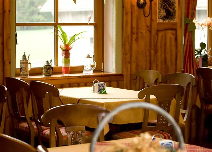 Zum Fally - Landgasthof Kirchberg am Wechsel