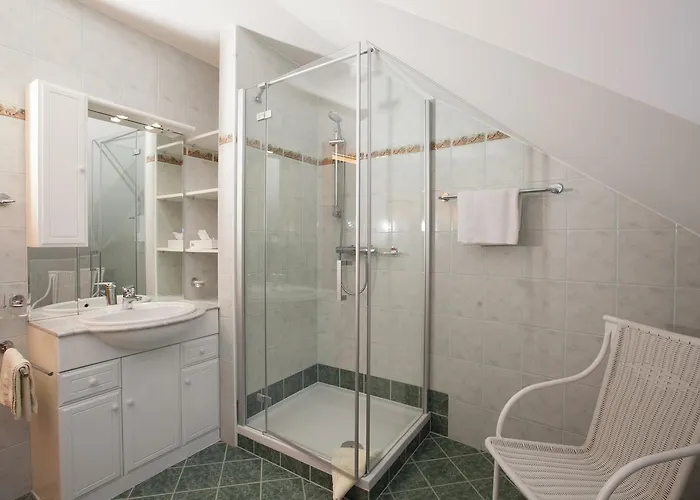 Zum Fally - Landgasthof Guest house 3*