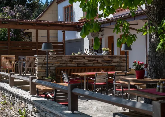 Zum Fally - Landgasthof 3* Kirchberg am Wechsel